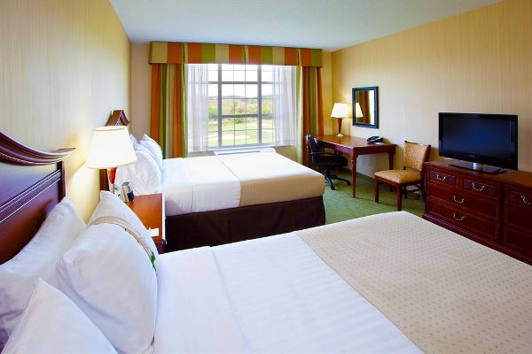 Hotel Room Holiday Inn Blue Ridge Shadows