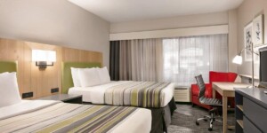 Double-Double guestroom at the Country Inn